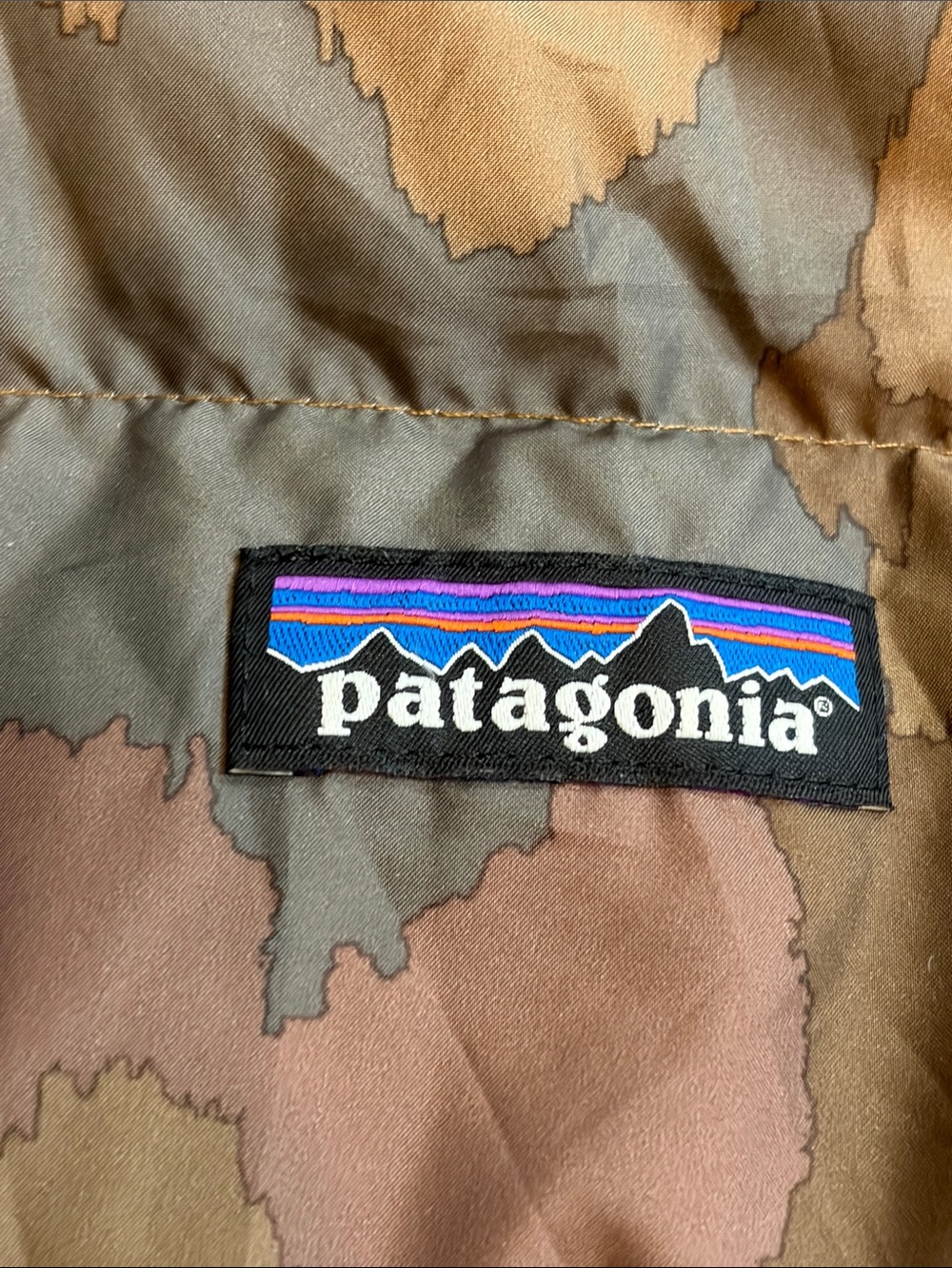 Patagonia Reversible Vest - Picture 2 of 9